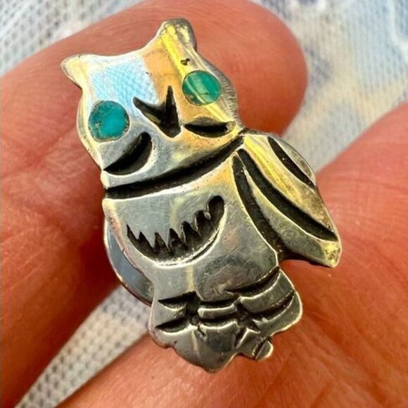Vintage Sterling Owl Tie Tac Pin with Turquoise Inlay Eyes Unisex - Picture 1 of 10